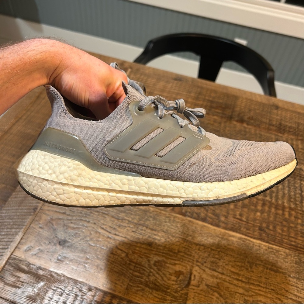 Adidas Ultraboost 21 Shoes Mens Size 9.5 Gray White Primeblue Running GX5460